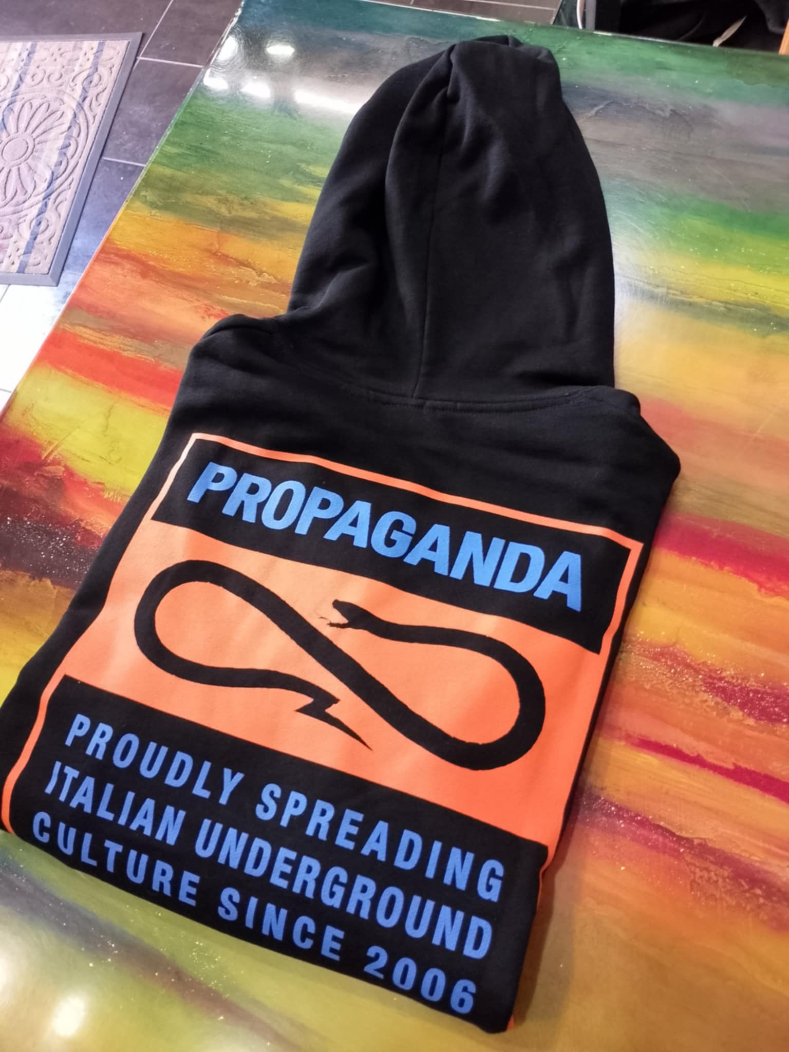 FELPA CAPP PROPAGANDA LABEL